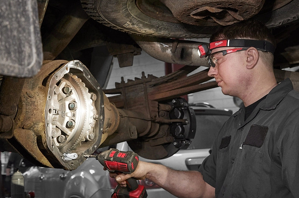 Фото - Фонарь налобный Milwaukee IR HL450 (4933478587)