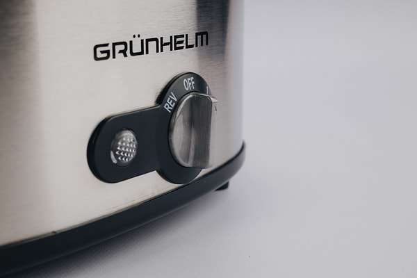 Фото - М'ясорубка Grunhelm AMG240SSJ