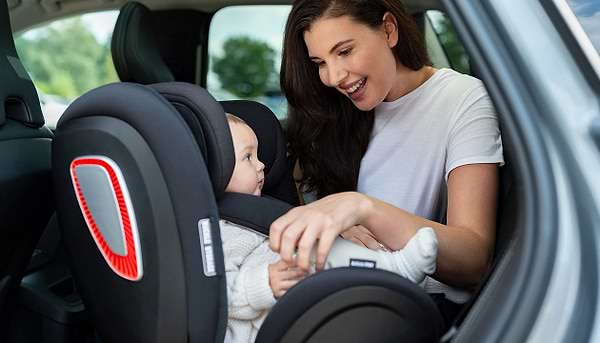 Фото - Автокресло Lionelo Antoon RWF Carbon