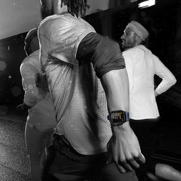 Фото - Смарт-годинник Apple Watch Ultra 2 GPS 49mm Natural Titanium Case with Blue Trail Loop - M/L