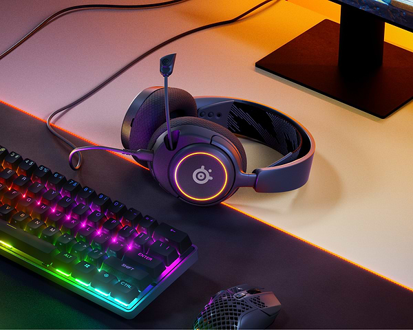Фото - Гарнітура дротова ігрова SteelSeries Arctis Nova 3 Black (61631)