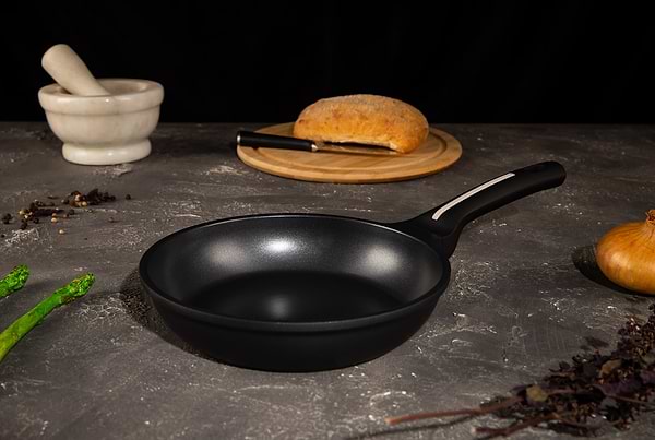 Фото - Сковорода універсальна Ardesto Black Mars Sarin 20 см (AR0720BC)