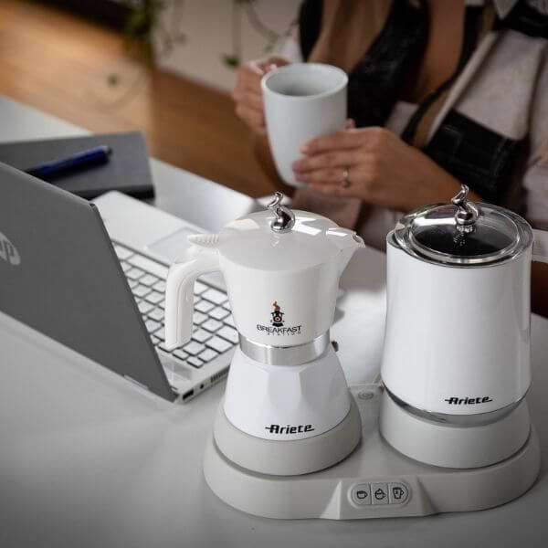 Фото - Кавоварка гейзерна Ariete 1344 White
