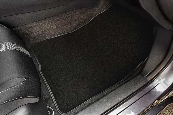 Фото - Килимки ворсові в салон авто EVAtech Standard для Ford Escape 2008-2012 2 покоління SUV USA чорний кант FD43024A2VEB