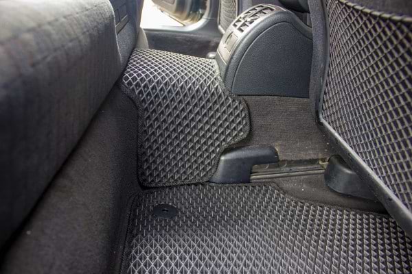 Фото - EVA коврики в салон авто EVAtech для A6 (C5) FWD Restyling Audi 2001-2004 2 поколение Combi EU (AU32841CBK5AV8SBB)