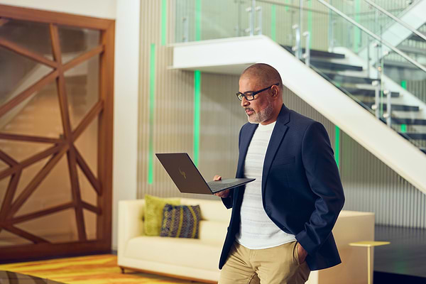 Фото - Ноутбук HP EliteBook Ultra G1i (B66VXAT) Blue Sky