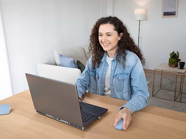 Фото - Миша бездротова Trust Puck Rechargeable Ultra-Thin BT WL Silent Blue (24126)