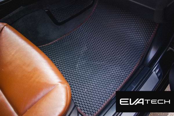 Фото - EVA коврики в салон авто EVAtech для 5 Series (E61) BMW 2003-2010 6 поколение Combi EUBM12472CB5BM4KBB