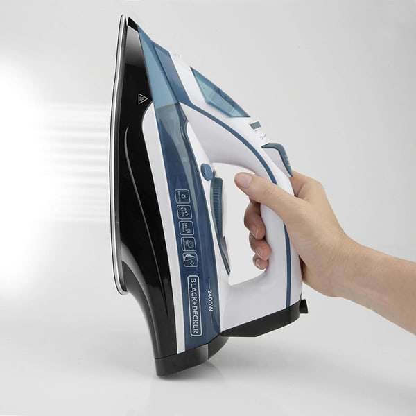 Фото - Утюг Black&Decker BXIR2402