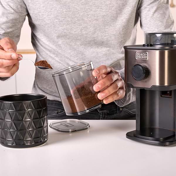 Фото - Кофемолка Black&Decker BXCG151E