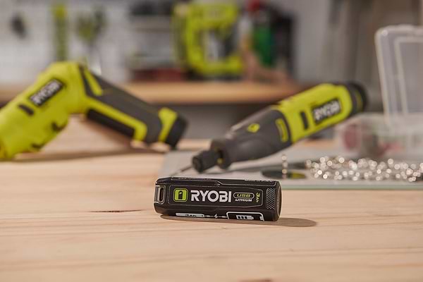 Фото - Акумулятор для електроінструментів Ryobi USB Lithium RB4L30 4В функція power bank (5133006224)