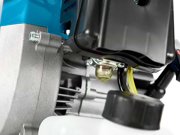 Фото - Мотокоса бензинова BauMaster BT-9043S 2700 Вт