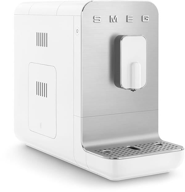 Фото - Кавомашина Smeg BCC11WHMEU