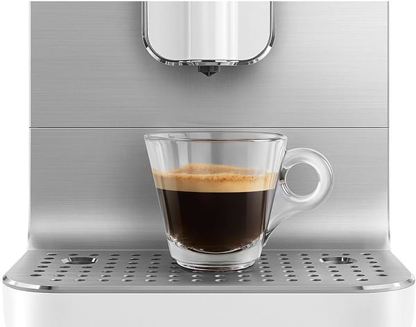 Фото - Кавомашина Smeg BCC11WHMEU