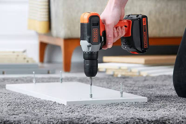 Фото - Дрель-шуруповерт Black&Decker BCD001C1
