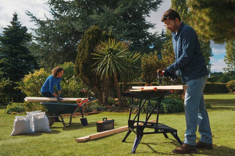 Фото - Дрель-шуруповерт Black&Decker BCD001C1