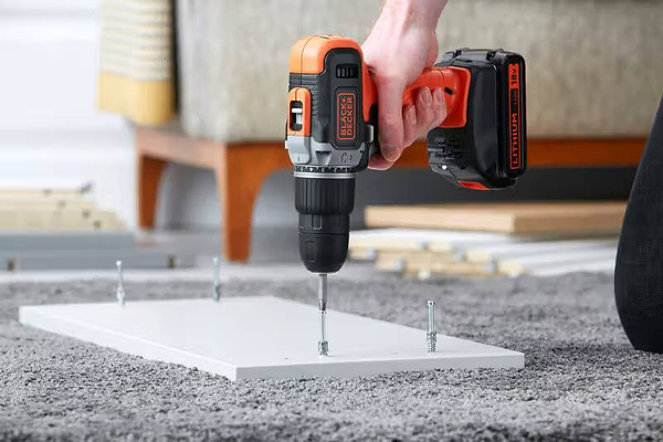 Фото - Дрель-шуруповерт Black&Decker BCD003C1