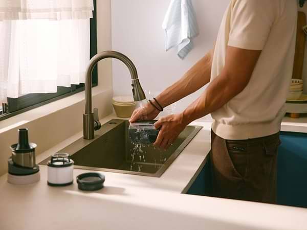 Фото - Пылесос ручной моющий RoboRock H60