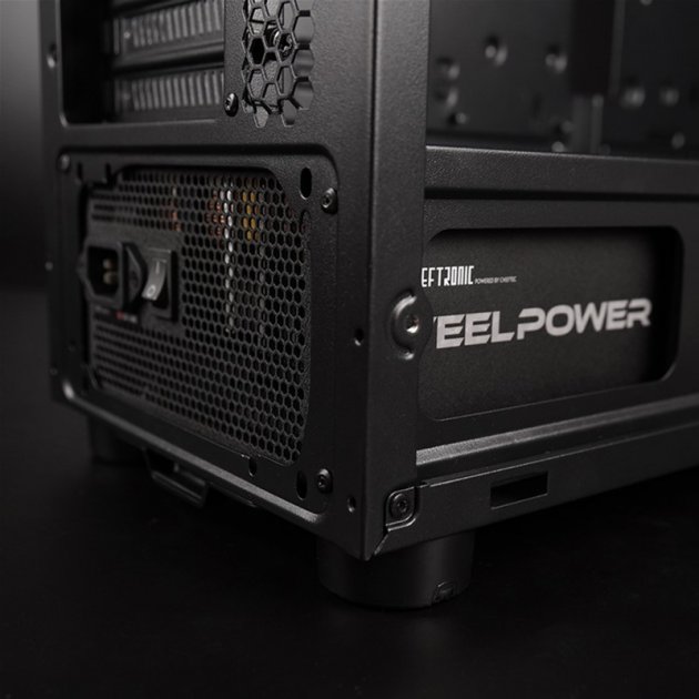 Фото - Блок живлення для ПК Chieftec Chieftronic SteelPower 650W (BDK-650FC)