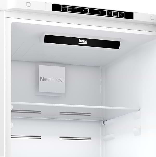 Фото - Холодильник Beko RCNA406I30W