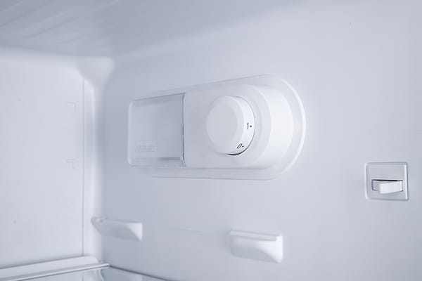 Фото - Холодильник Beko RDSA240K20W