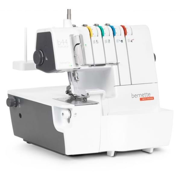 Оверлок Bernina Bernette FunLock B44