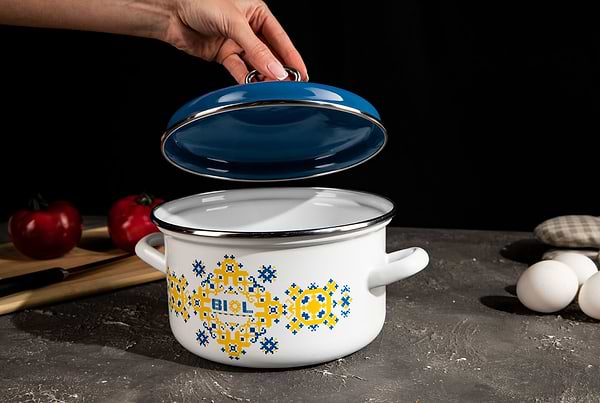 Фото - Каструля Biol CE18V1 2,2 л вишиванка жовто-блакитна