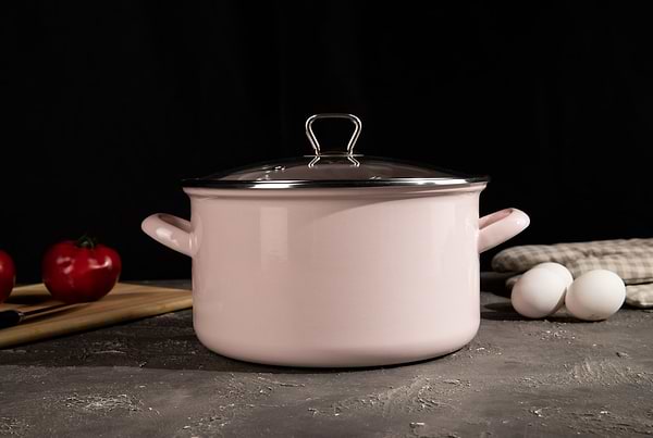 Фото - Кастрюля Biol CE24P 5,6 л розовая