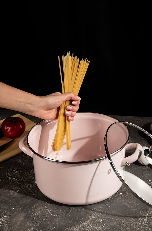 Фото - Кастрюля Biol CE24P 5,6 л розовая