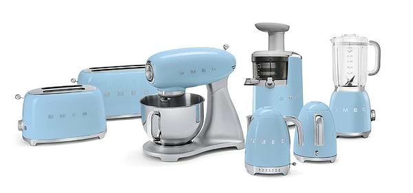 Фото - Блендер стационарный Smeg BLF01PBEU