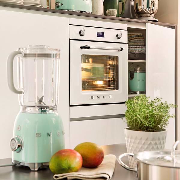 Фото - Блендер стаціонарний Smeg BLF01PGEU