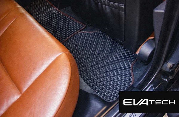 Фото - Коврики из экокожи в салон авто EVAtech ECO для 5 Series (E61) BMW 2003-2010 6 поколение Combi EU BM12472CB5BM4BBB