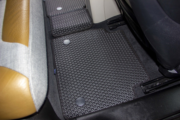 Фото - Коврики из экокожи в салон авто EVAtech ECO для I3 BMW 2013 1 поколение Htb EU BM21194CB5BW8BBB