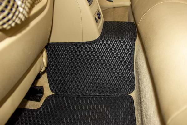 Фото - EVA килимки в салон авто EVAtech для 3 Series (F30) BMW 2012-2019 6 покоління Sedan EUBM319CB5RBB