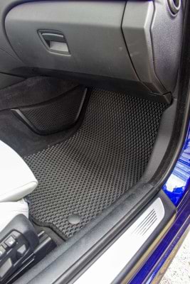 Фото - EVA коврики в салон авто EVAtech для 6 Series (F12) xDrive BMW 2011-2017 3 поколение Cabrio EU (BM43732P4BW4RBB)