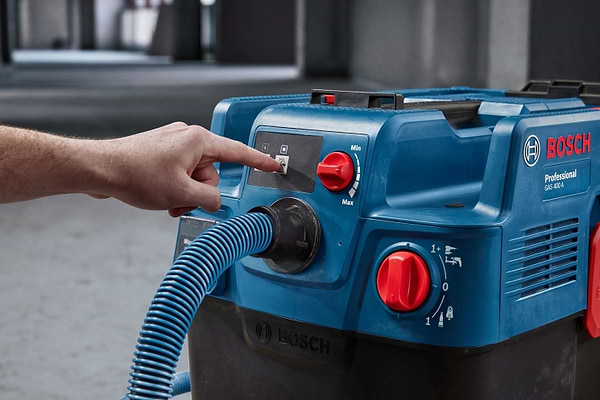 Фото - Пилосос для сухого прибирання з контейнером і мішком Bosch GAS 400 A (0.601.9M0.020)