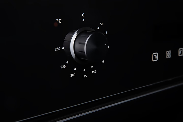 Фото - Духовой шкаф электрический Vestfrost BOV70CN