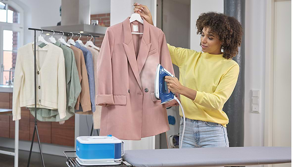Фото - Утюг с парогенератором Braun IS2565BL