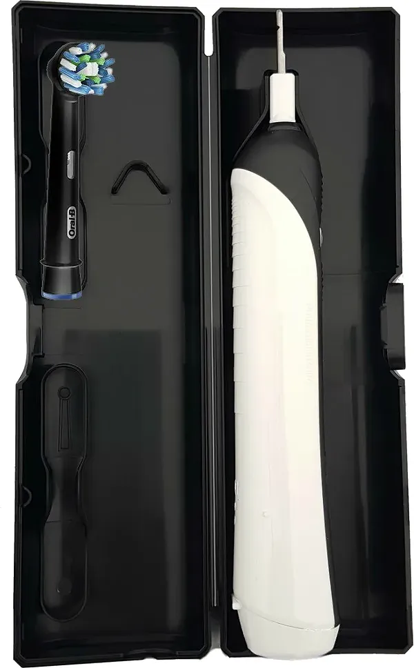 Фото - Зубна щітка електрична Braun PRO 750 CrossAction D16.513.UX + футляр