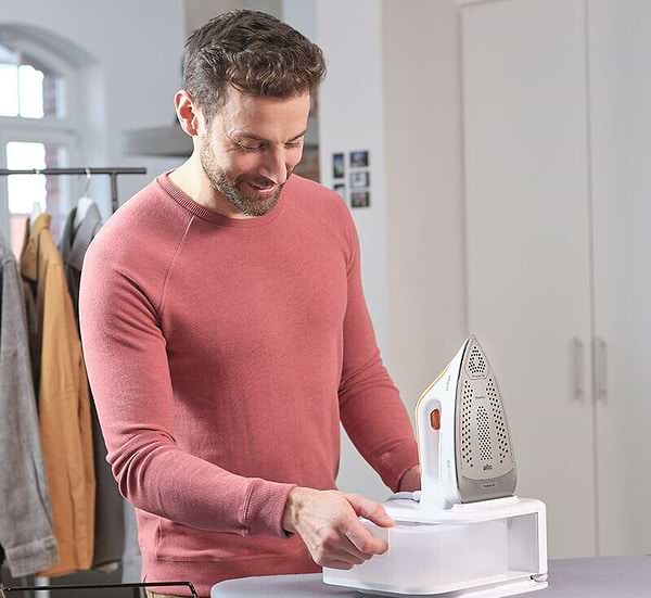Фото - Праска з парогенератором Braun IS 2561 WH