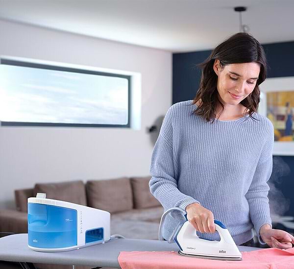 Фото - Утюг с парогенератором Braun IS 3157 BL