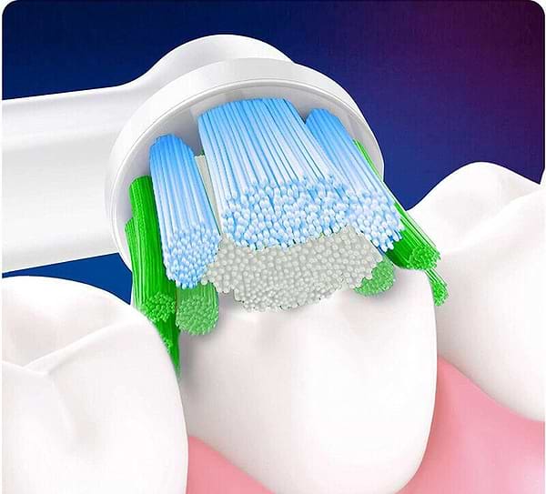 Фото - Насадка для зубной щетки Braun Oral-B CleanMaximiser Precision Clean EB20RB 2 шт.