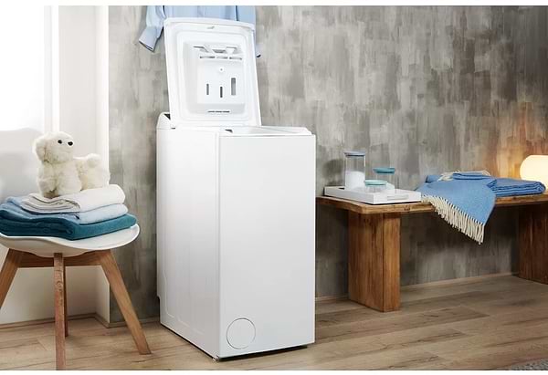 Фото - Стиральная машина Indesit BTW E71253P (EU)