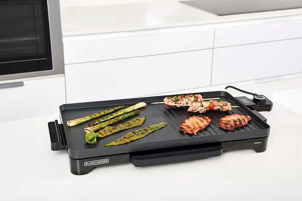 Фото - Гриль-барбекю электрический Black&Decker BXGD2200E