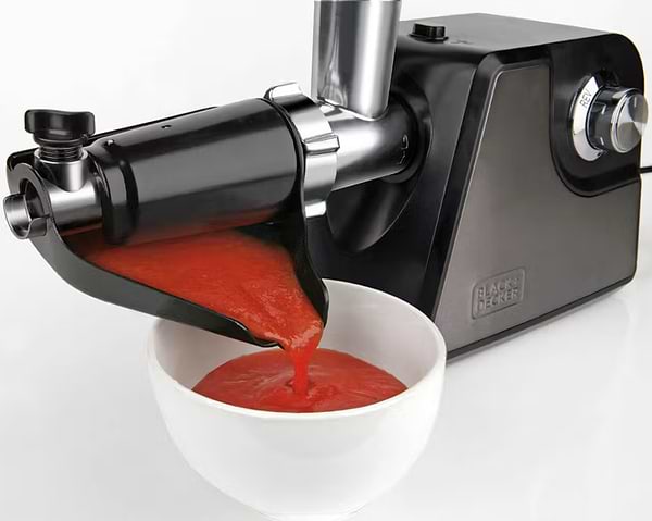 Фото - М'ясорубка Black&Decker BXMMA1000E