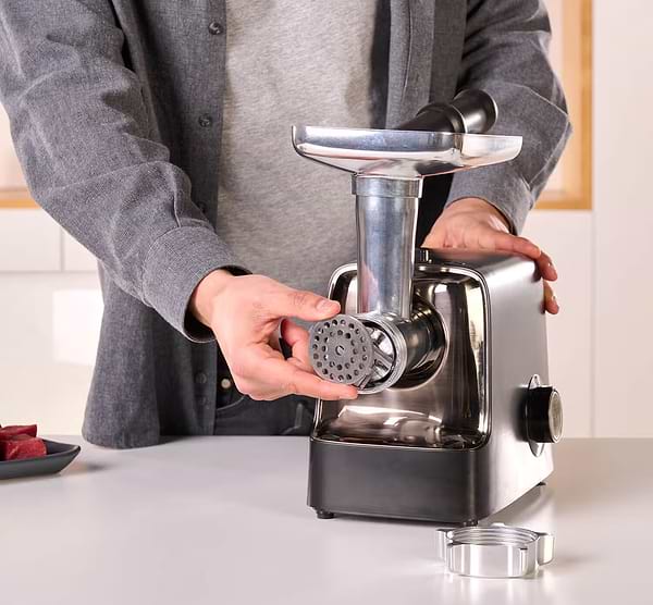 Фото - Мясорубка Black&Decker BXMMA2200E