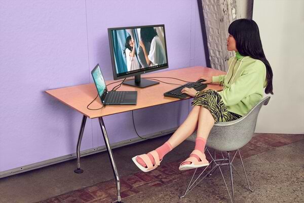 Фото - Монитор HP V28 (8WH58AA)