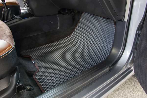 Фото - EVA коврики в салон авто EVAtech для Aveo (T250) 5-doors Restyling Chevrolet 2005-2011 1 поколение Htb EU CT33301C5RBB