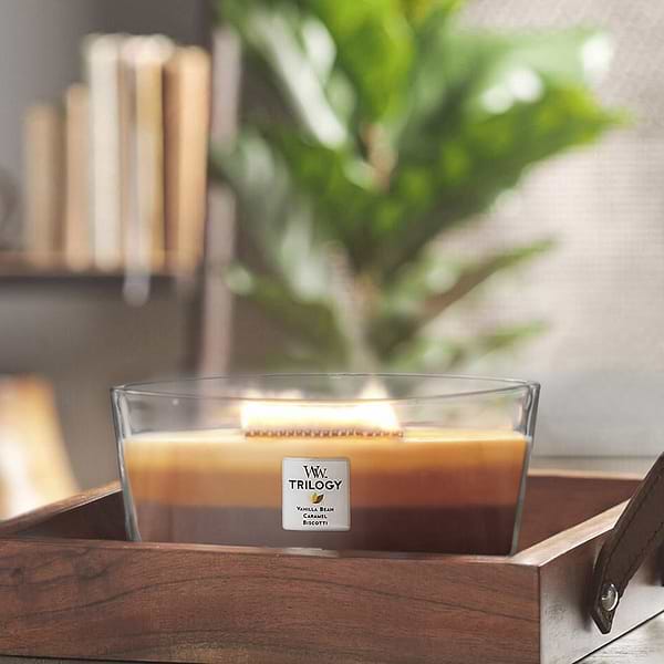 Фото - Свічка скло Woodwick Ellipse Trilogy Cafe Sweets (Кафе солодощів) 453г (76904E)