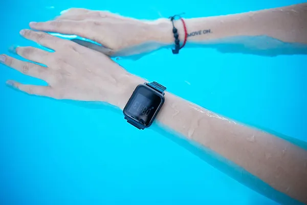 Фото - Смарт-часы Canyon CNS-SW72BB